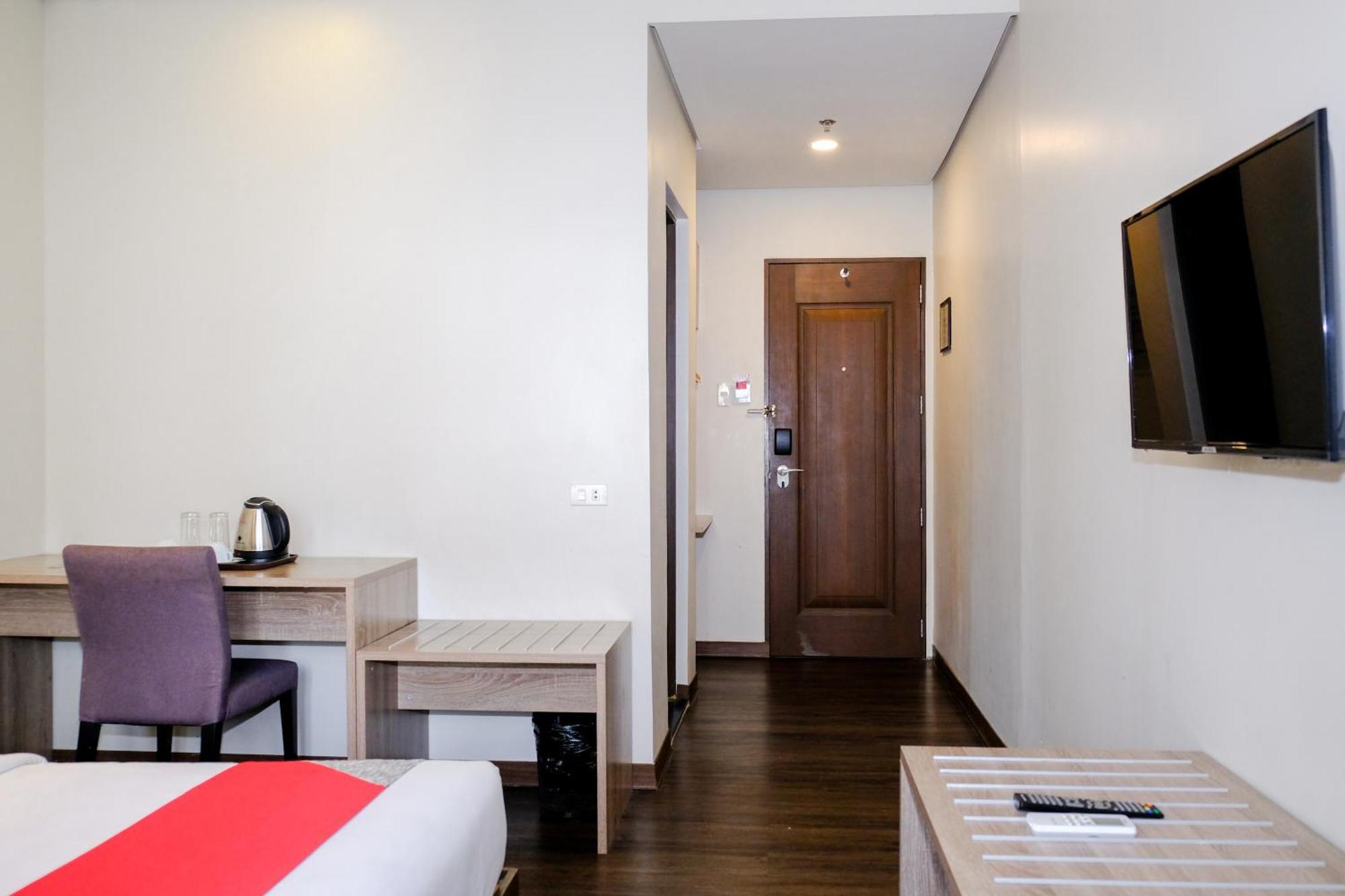 Airo Hotel Manila Exterior photo